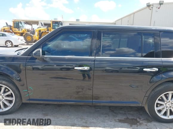 ✅ 2014 Ford Flex Limited • VIN: 2FMGK5D89EBD24197 • Lot: 43127769. Listed on IAAI with 160,967 mi. Free auction sales archive from the USA and detailed vehicle history report at DreamBid. Image 15.