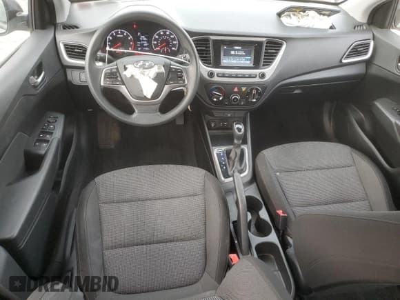 ✅ 2019 Hyundai Accent SE • VIN: 3KPC24A34KE087273 • Лот: 81430724. Опубликован ранее на Copart с пробегом 47 722 миль. Бесплатный доступ к архиву аукционных продаж из США и подробный отчёт об истории автомобиля на DreamBid. Изображение 8.