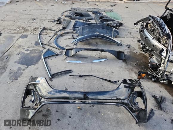 ✅ 2021 Buick Encore GX Select • VIN: KL4MMESLXMB085606 • Lot: 91227815. Listed on Copart with 36,317 mi. Free auction sales archive from the USA and detailed vehicle history report at DreamBid. Image 13.