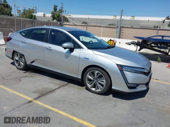✅ 2019 Honda Clarity • VIN: JHMZC5F11KC005574 • Lot: 42852586. Wystawiony na IAAI z przebiegiem 63 161 mil. Bezpłatny archiwum sprzedaży aukcyjnych z USA i szczegółowy raport historii pojazdu na DreamBid. Zdjęcie 1.