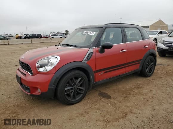 ✅ 2014 MINI Countryman S • VIN: WMWZC5C54EWP41207 • Lot: 86827535. Wystawiony na Copart z przebiegiem 93 866 mil. Bezpłatny archiwum sprzedaży aukcyjnych z USA i szczegółowy raport historii pojazdu na DreamBid. Zdjęcie 1.