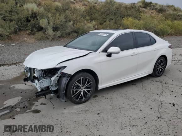 2024 Toyota Camry SE with VIN 4T1S11BK8RU119359, listed as a Copart auction lot 69290375 with 19,439 mi miles and Salvage title. Bid and sale history available at DreamBid. Image 1.