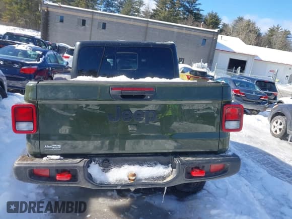 ✅ 2023 Jeep Gladiator Rubicon • VIN: 1C6JJTBG6PL576818 • Лот: 41515428. Опубликован ранее на IAAI с пробегом 10 271 миль. Бесплатный доступ к архиву аукционных продаж из США и подробный отчёт об истории автомобиля на DreamBid. Изображение 16.