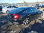 ✅ 2016 Honda Civic LX • VIN: 19XFC2F59GE017302 • Лот: 43579736. Опубликован ранее на IAAI с пробегом 318 504 миль. Бесплатный доступ к архиву аукционных продаж из США и подробный отчёт об истории автомобиля на DreamBid. Изображение 4.