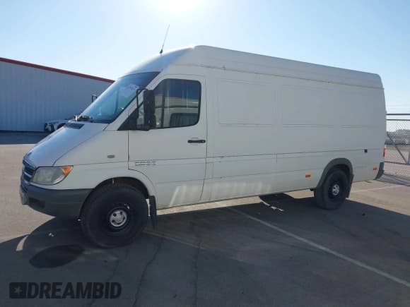 ✅ 2005 Dodge Sprinter • VIN: WD0PD744855848119 • Лот: 43297015. Опубликован ранее на IAAI с пробегом 202 212 миль. Бесплатный доступ к архиву аукционных продаж из США и подробный отчёт об истории автомобиля на DreamBid. Изображение 15.