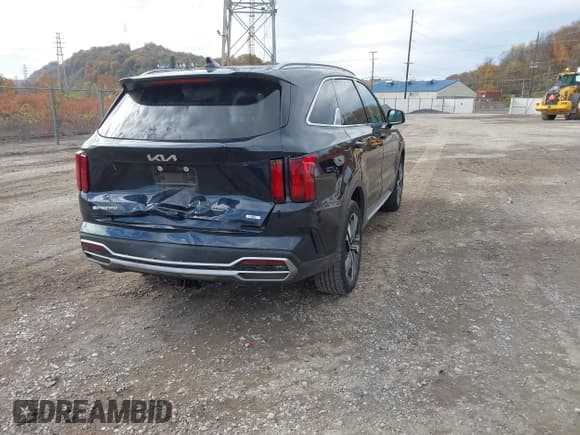 ✅ 2023 Kia Sorento EX • VIN: KNDRHDLG1P5211270 • Lot: 43603429. Wystawiony na IAAI z przebiegiem 35 307 mil. Bezpłatny archiwum sprzedaży aukcyjnych z USA i szczegółowy raport historii pojazdu na DreamBid. Zdjęcie 4.