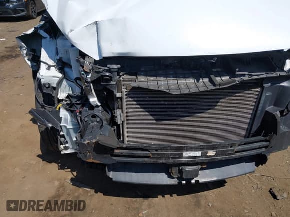 ✅ 2020 Kia Sorento LX • VIN: 5XYPGDA52LG695673 • Lot: 42406020. Wystawiony na IAAI z przebiegiem 61 336 mil. Bezpłatny archiwum sprzedaży aukcyjnych z USA i szczegółowy raport historii pojazdu na DreamBid. Zdjęcie 19.