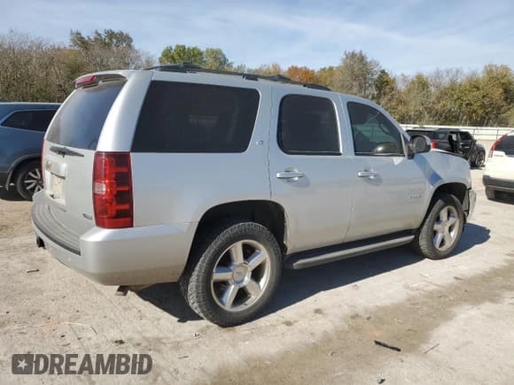 ✅ 2010 Chevrolet Tahoe LT • VIN: 1GNUCBE08AR150231 • Lot: 91460055. Listed on Copart with 261,821 mi. Free auction sales archive from the USA and detailed vehicle history report at DreamBid. Image 3.
