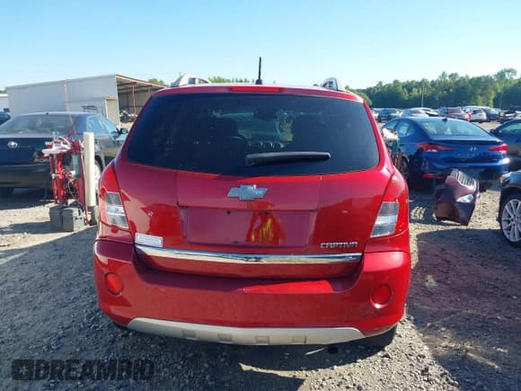 ✅ 2013 Chevrolet Captiva Sport LT • VIN: 3GNAL3EK7DS596236 • Lot: 42199634. Wystawiony na IAAI z przebiegiem 143 692 mil. Bezpłatny archiwum sprzedaży aukcyjnych z USA i szczegółowy raport historii pojazdu na DreamBid. Zdjęcie 17.