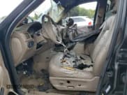 ✅ 2005 Ford Explorer Eddie Bauer • VIN: 1FMDU74K75UB43694 • Lot: 81813565. Wystawiony na Copart z przebiegiem Nie podano. Bezpłatny archiwum sprzedaży aukcyjnych z USA i szczegółowy raport historii pojazdu na DreamBid. Zdjęcie 7.