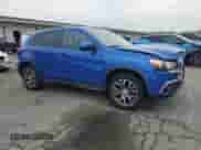 2019 Mitsubishi Outlander ES z VIN JA4AP3AU7KU006984, wystawiony jako Copart lot #82067625 z przebiegiem 107 814 mil mil oraz Nie do naprawy • Non repairable. Historia ofert i sprzedaży dostępna na DreamBid. Obrazek 4.