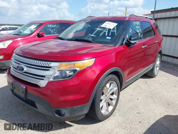 ✅ 2014 Ford Explorer XLT • VIN: 1FM5K7D87EGA79895 • Lot: 42426364. Wystawiony na IAAI z przebiegiem 114 639 mil. Bezpłatny archiwum sprzedaży aukcyjnych z USA i szczegółowy raport historii pojazdu na DreamBid. Zdjęcie 2.