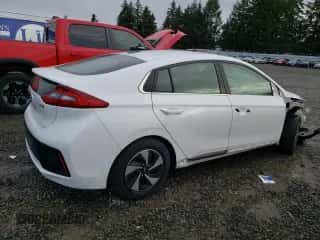 2017 Hyundai Ioniq SEL с VIN KMHC75LCXHU047094, выставлен на аукционе Copart как лот 79287044 с пробегом 107 764 миль миль и Списание • Salvage title. История ставок и продаж доступна на DreamBid. Изображение 3.