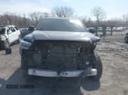 ✅ 2025 Toyota Tundra SR5 • VIN: 5TFWA5DBXSX276518 • Lot: 42003587. Wystawiony na IAAI z przebiegiem 5 626 mil. Bezpłatny archiwum sprzedaży aukcyjnych z USA i szczegółowy raport historii pojazdu na DreamBid. Zdjęcie 12.