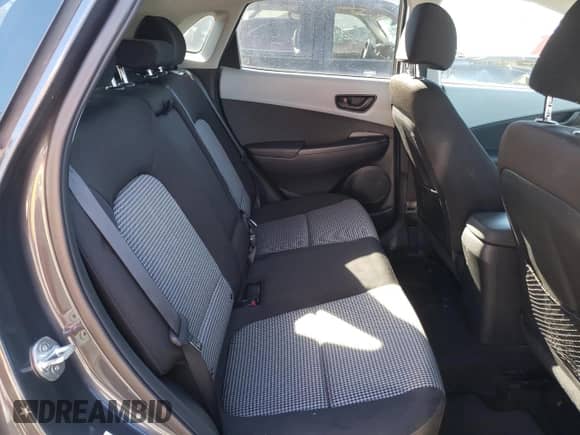 2019 Hyundai Kona SEL z VIN KM8K6CAA4KU350187, wystawiony jako Copart lot #67957452 z przebiegiem 16 391 mil mil oraz . Historia ofert i sprzedaży dostępna na DreamBid. Obrazek 11.