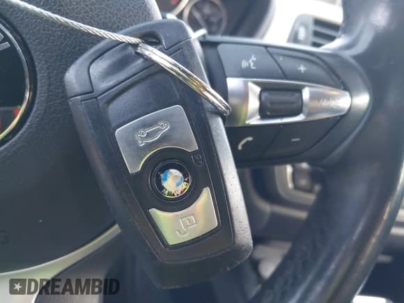 ✅ 2015 BMW 3 Series 320i xDrive • VIN: WBA3C3C53FK203648 • Lot: 43721870. Listed on IAAI with 94,634 mi. Free auction sales archive from the USA and detailed vehicle history report at DreamBid. Image 11.