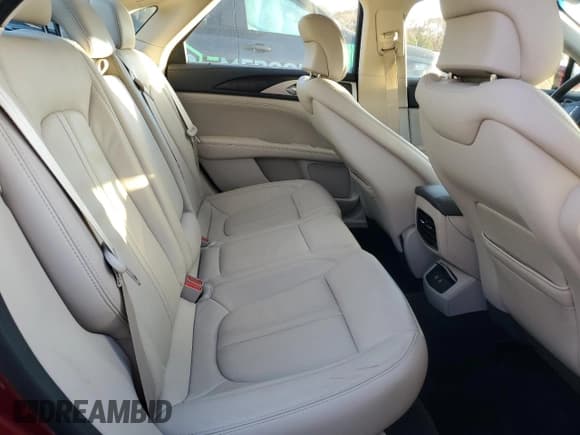 ✅ 2017 Lincoln MKZ Select • VIN: 3LN6L5C99HR662899 • Lot: 92309265. Wystawiony na Copart z przebiegiem 58 527 mil. Bezpłatny archiwum sprzedaży aukcyjnych z USA i szczegółowy raport historii pojazdu na DreamBid. Zdjęcie 10.