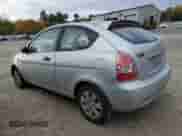 2010 Hyundai Accent GS z VIN KMHCM3AC8AU182418, wystawiony jako Copart lot #77564514 z przebiegiem 148 764 mil mil oraz Czysty tytuł • Clean title. Historia ofert i sprzedaży dostępna na DreamBid. Obrazek 2.