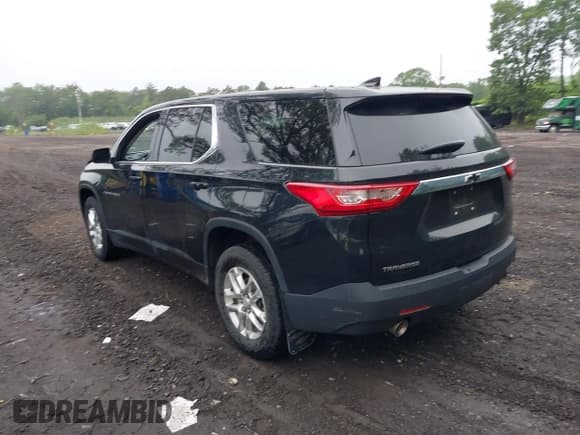 ✅ 2021 Chevrolet Traverse LS • VIN: 1GNERFKW3MJ252834 • Lot: 42505849. Listed on IAAI with 55,012 mi. Free auction sales archive from the USA and detailed vehicle history report at DreamBid. Image 3.