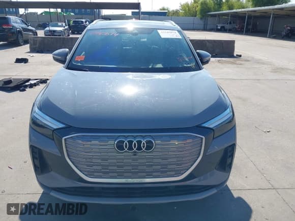 ✅ 2023 Audi Q4 e-tron Premium Plus • VIN: WA1BCBFZ5PP009239 • Lot: 43345874. Listed on IAAI with Not provided. Free auction sales archive from the USA and detailed vehicle history report at DreamBid. Image 12.