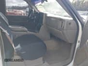 ✅ 2005 Chevrolet Silverado 2500HD LT • VIN: 1GCHK23295F952151 • Lot: 41400197. Wystawiony na IAAI z przebiegiem 285 971 mil. Bezpłatny archiwum sprzedaży aukcyjnych z USA i szczegółowy raport historii pojazdu na DreamBid. Zdjęcie 5.