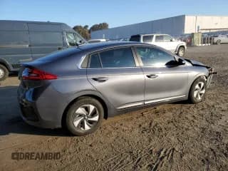 ✅ 2018 Hyundai Ioniq SEL • VIN: KMHC75LC2JU088924 • Lot: 48409715. Wystawiony na Copart z przebiegiem 121 912 mil. Bezpłatny archiwum sprzedaży aukcyjnych z USA i szczegółowy raport historii pojazdu na DreamBid. Zdjęcie 3.