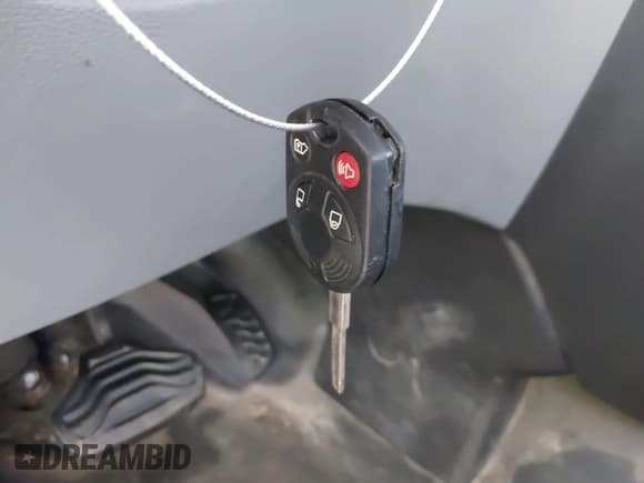 ✅ 2018 Ford Transit • VIN: 1FTYE1YM2JKA52866 • Lot: 42904132. Wystawiony na IAAI z przebiegiem 205 341 mil. Bezpłatny archiwum sprzedaży aukcyjnych z USA i szczegółowy raport historii pojazdu na DreamBid. Zdjęcie 11.