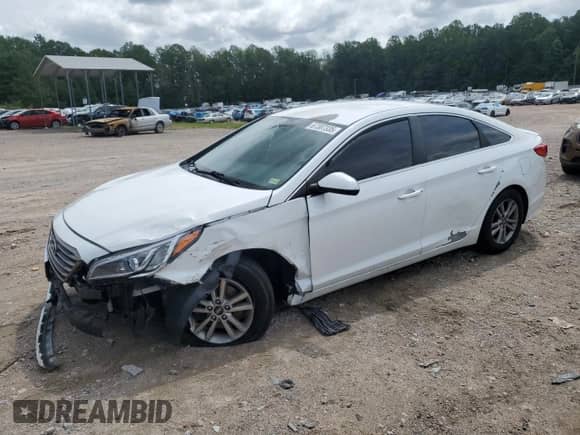 2016 Hyundai Sonata 2.4L z VIN 5NPE24AF0GH411082, wystawiony jako Copart lot #67307335 z przebiegiem 196 450 mil mil oraz Szkoda całkowita • Salvage title. Historia ofert i sprzedaży dostępna na DreamBid. Obrazek 1.