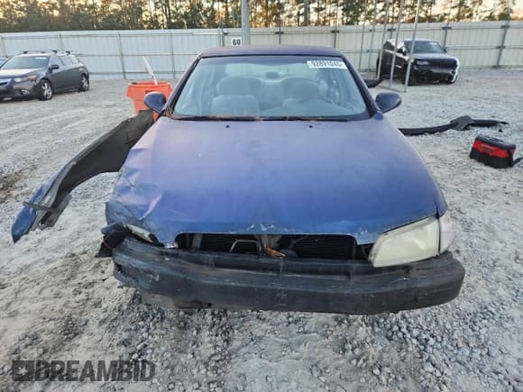 ✅ 1998 Nissan Altima XE • VIN: 1N4DL01D9WC231678 • Lot: 92891045. Listed on Copart with 385,051 mi. Free auction sales archive from the USA and detailed vehicle history report at DreamBid. Image 5.