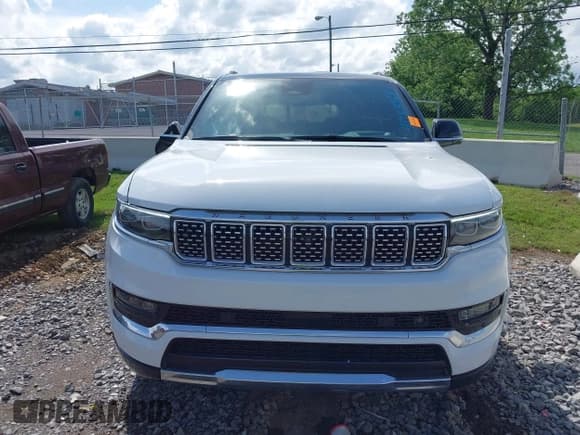 ✅ 2023 Jeep Grand Wagoneer Series III • VIN: 1C4SJVGP5PS503964 • Lot: 42133964. Listed on IAAI with 45,599 mi. Free auction sales archive from the USA and detailed vehicle history report at DreamBid. Image 12.