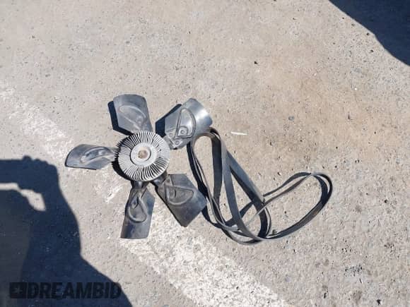 1994 Dodge Dakota z VIN 1B7GG23Y1RS589178, wystawiony jako IAAI lot #42731554 z przebiegiem 162 203 mil mil oraz . Historia ofert i sprzedaży dostępna na DreamBid. Obrazek 12.