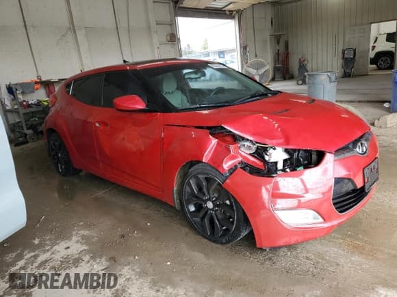 ✅ 2013 Hyundai Veloster w/Black Int • VIN: KMHTC6AD2DU116917 • Lot: 85534785. Listed on Copart with 110,550 mi. Free auction sales archive from the USA and detailed vehicle history report at DreamBid. Image 4.