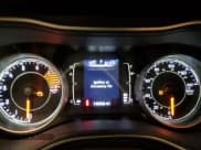 ✅ 2020 Jeep Cherokee Lux • VIN: 1C4PJMLX6LD630792 • Lot: 88640995. Wystawiony na Copart z przebiegiem 146 564 mil. Bezpłatny archiwum sprzedaży aukcyjnych z USA i szczegółowy raport historii pojazdu na DreamBid. Zdjęcie 9.