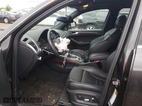 ✅ 2016 Audi Q5 Premium Plus • VIN: WA1CVAFP0GA059587 • Lot: 56533385. Listed on Copart with 126,628 mi. Free auction sales archive from the USA and detailed vehicle history report at DreamBid. Image 7.