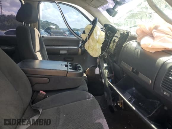 ✅ 2007 Chevrolet Silverado 2500HD 2LT • VIN: 1GCHK23667F540369 • Лот: 65049255. Опубликован ранее на Copart с пробегом 278 875 миль. Бесплатный доступ к архиву аукционных продаж из США и подробный отчёт об истории автомобиля на DreamBid. Изображение 7.