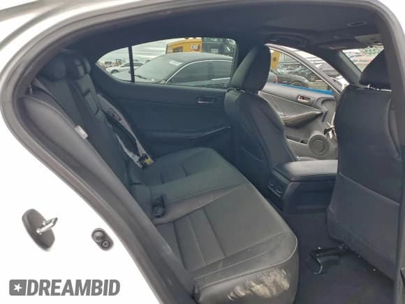 ✅ 2021 Lexus IS 350 F Sport • VIN: JTHGZ1B25M5043605 • Lot: 94174555. Wystawiony na Copart z przebiegiem 55 416 mil. Bezpłatny archiwum sprzedaży aukcyjnych z USA i szczegółowy raport historii pojazdu na DreamBid. Zdjęcie 10.