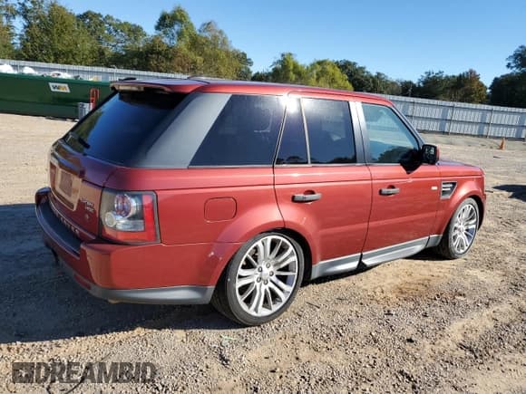✅ 2010 Land Rover Range Rover Sport HSE Lux • VIN: SALSK2D4XAA228863 • Lot: 82668135. Listed on Copart with 109,956 mi. Free auction sales archive from the USA and detailed vehicle history report at DreamBid. Image 3.