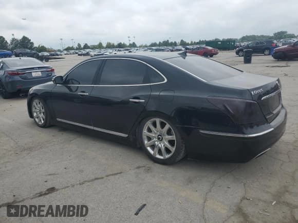 ✅ 2013 Hyundai Equus Signature • VIN: KMHGH4JH6DU071474 • Lot: 83804985. Listed on Copart with 135,232 mi. Free auction sales archive from the USA and detailed vehicle history report at DreamBid. Image 2.