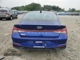 ✅ 2021 Hyundai Elantra SE • VIN: KMHLL4AG4MU161565 • Lot: 65438045. Listed on Copart with 45,147 mi. Free auction sales archive from the USA and detailed vehicle history report at DreamBid. Image 6.