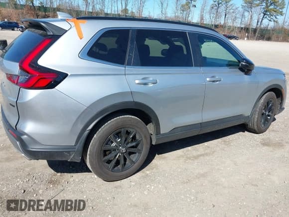 ✅ 2025 Honda CR-V Sport • VIN: 7FARS6H54SE064815 • Lot: 41882104. Wystawiony na IAAI z przebiegiem 5 448 mil. Bezpłatny archiwum sprzedaży aukcyjnych z USA i szczegółowy raport historii pojazdu na DreamBid. Zdjęcie 4.