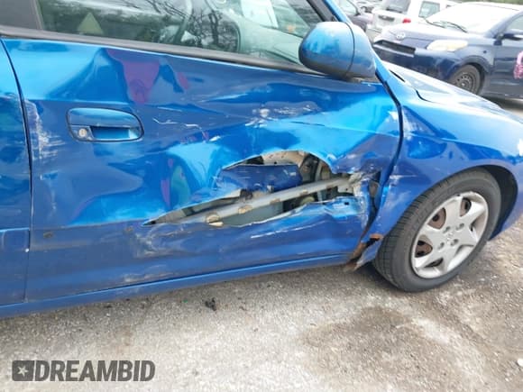 ✅ 2006 Hyundai Elantra GLS • VIN: KMHDN46D26U266072 • Lot: 40277728. Wystawiony na IAAI z przebiegiem 290 398 mil. Bezpłatny archiwum sprzedaży aukcyjnych z USA i szczegółowy raport historii pojazdu na DreamBid. Zdjęcie 6.