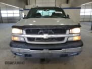 ✅ 2004 Chevrolet Silverado 1500 LS • VIN: 2GCEK13T941302313 • Lot: 43165525. Wystawiony na Copart z przebiegiem 185 885 mil. Bezpłatny archiwum sprzedaży aukcyjnych z USA i szczegółowy raport historii pojazdu na DreamBid. Zdjęcie 5.