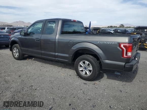 ✅ 2016 Ford F-150 XL • VIN: 1FTEX1C82GKG05032 • Lot: 58598285. Listed on Copart with 29,788 mi. Free auction sales archive from the USA and detailed vehicle history report at DreamBid. Image 2.
