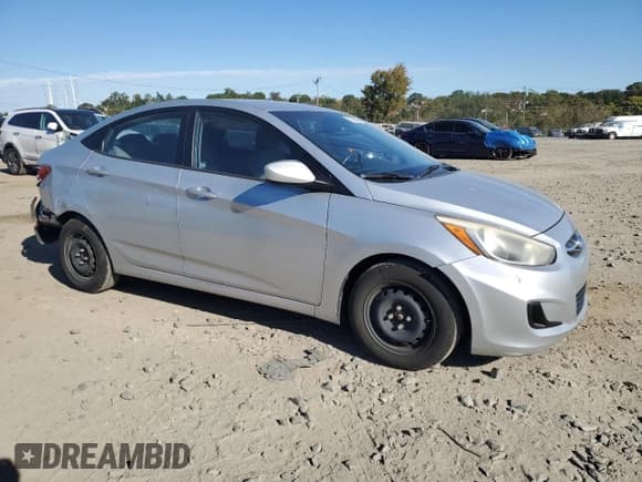 ✅ 2015 Hyundai Accent GLS • VIN: KMHCT4AE4FU795993 • Лот: 76386664. Опубликован ранее на Copart с пробегом 139 278 миль. Бесплатный доступ к архиву аукционных продаж из США и подробный отчёт об истории автомобиля на DreamBid. Изображение 4.