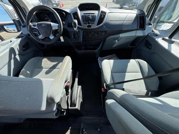 ✅ 2016 Ford Transit XL • VIN: 1FBZX2ZM7GKA15067 • Лот: 50207355. Опубликован ранее на Copart с пробегом 185 552 миль. Бесплатный доступ к архиву аукционных продаж из США и подробный отчёт об истории автомобиля на DreamBid. Изображение 9.