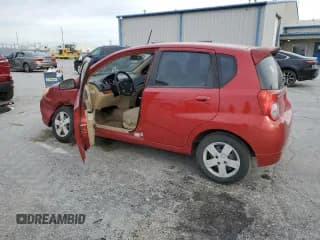 ✅ 2009 Chevrolet Aveo 1LT • VIN: KL1TD66E79B376937 • Lot: 56863005. Wystawiony na Copart z przebiegiem 135 536 mil. Bezpłatny archiwum sprzedaży aukcyjnych z USA i szczegółowy raport historii pojazdu na DreamBid. Zdjęcie 2.