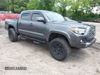 ✅ 2023 Toyota Tacoma SR • VIN: 3TMCZ5AN3PM567076 • Lot: 42274869. Wystawiony na IAAI z przebiegiem 41 355 mil. Bezpłatny archiwum sprzedaży aukcyjnych z USA i szczegółowy raport historii pojazdu na DreamBid. Zdjęcie 1.