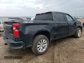 ✅ 2021 Chevrolet Silverado 1500 Custom • VIN: 3GCPYBEK8MG246826 • Lot: 67919064. Wystawiony na Copart z przebiegiem 90 036 mil. Bezpłatny archiwum sprzedaży aukcyjnych z USA i szczegółowy raport historii pojazdu na DreamBid. Zdjęcie 3.