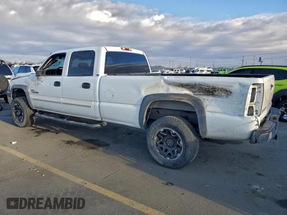 ✅ 2003 Chevrolet Silverado 2500HD LT • VIN: 1GCHK23133F120163 • Lot: 90678135. Wystawiony na Copart z przebiegiem 298 148 mil. Bezpłatny archiwum sprzedaży aukcyjnych z USA i szczegółowy raport historii pojazdu na DreamBid. Zdjęcie 2.