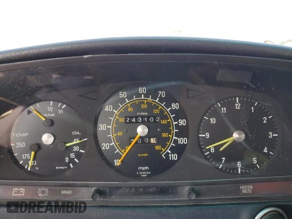 ✅ 1979 Mercedes-Benz 300 • VIN: 12319012010011 • Lot: 61862925. Listed on Copart with 243,102 mi. Free auction sales archive from the USA and detailed vehicle history report at DreamBid. Image 9.